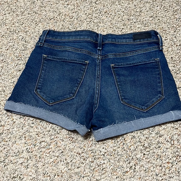 NWT Abercrombie & Fitch Low Rise Denim Shorts - Picture 3 of 7